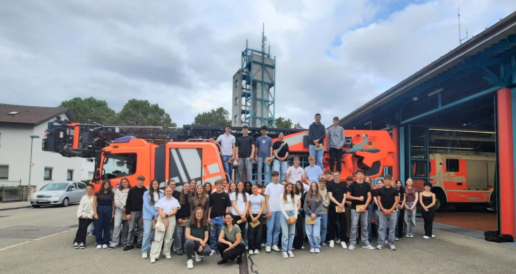 Firmlingen bei der Feuerwehrwache